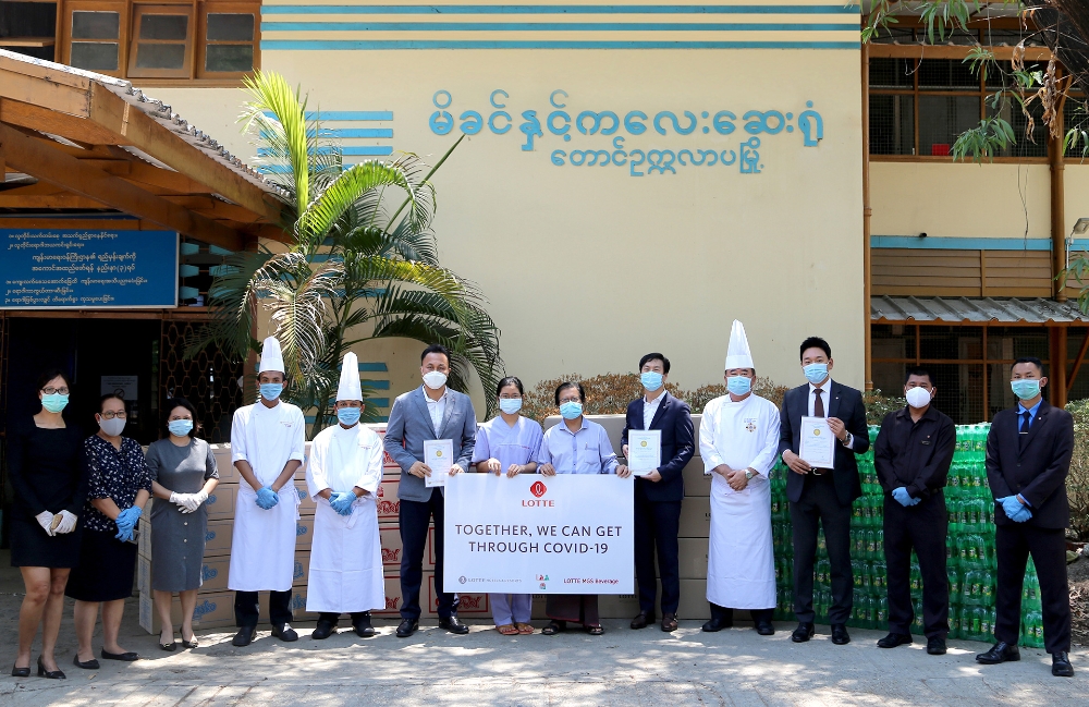 롯데호텔양곤 빵 기부 캠페인.(사진=호텔롯데)