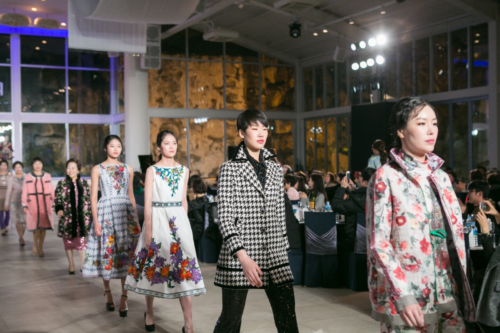 설영희 패션쇼 이미지. (사진=포도컴)