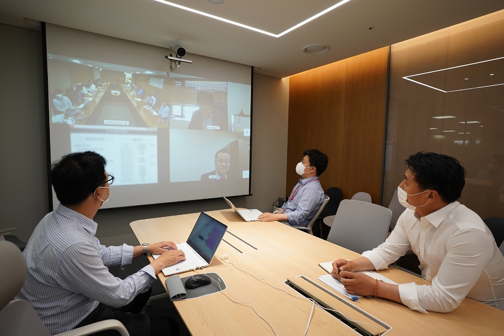 롯데면세점, 포스트 코로나 대비 ‘선제적 행보’ 비대면 업무 시스템 확대 도입