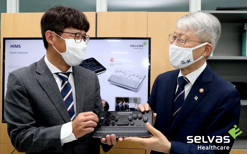 최기영 과기정통부 장관, 셀바스 헬스케어 현장 방문