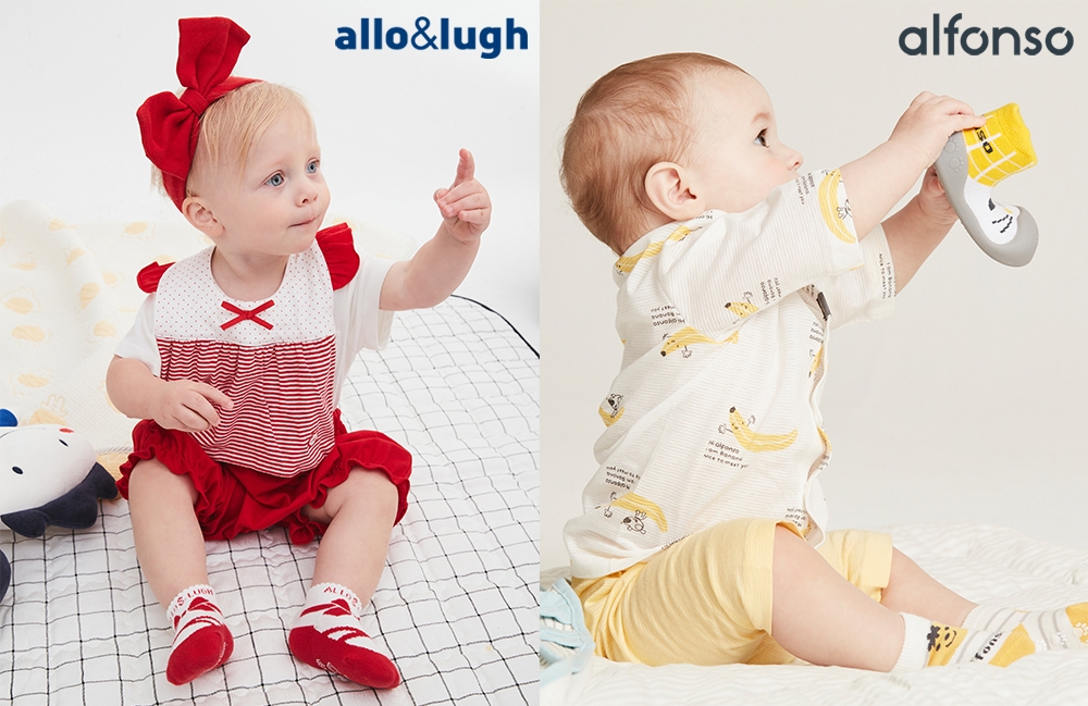 (좌) 알로앤루 ‘브라이드 턱받이 블루머세트’, (우) 알퐁소 ‘키티체크 말랑 보행기화’