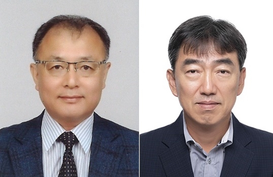 (사진왼쪽부터 곽규성 상임위원, 장윤익 사무처장).(사진제공=울산시선거관리위원회)