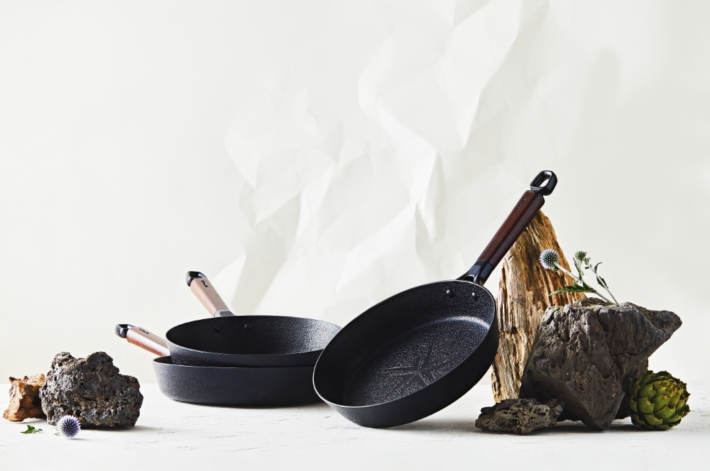 해피콜, ‘누아르·아티젠’ 인덕션 프라이팬 론칭