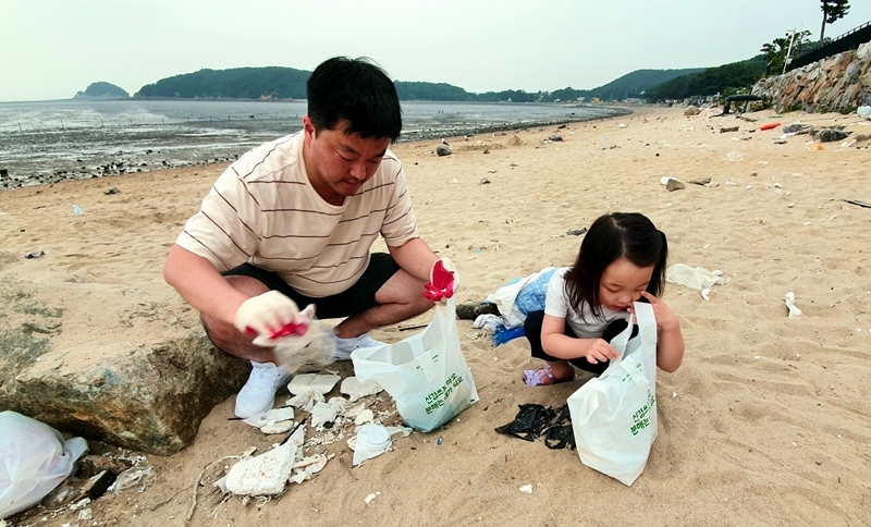 BGF그룹, ‘펀택트 줍킹’ 봉사활동