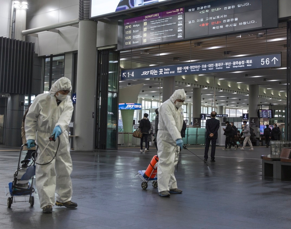 SR, 역·열차 철통방역…SRT 이용 확진자 ‘제로’