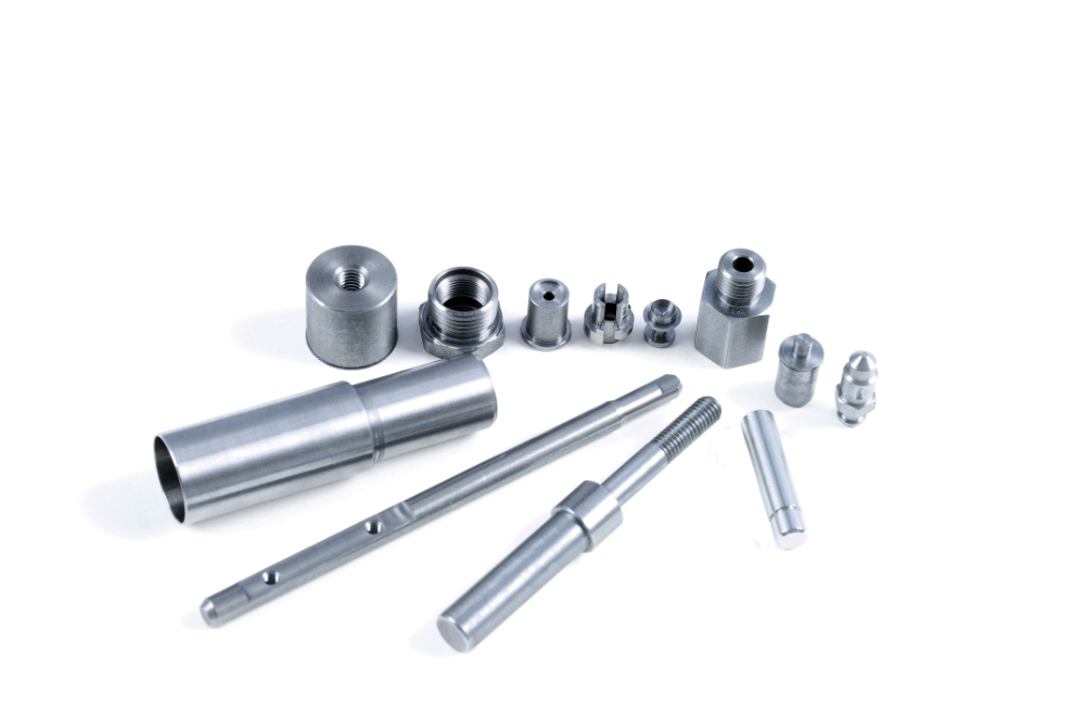 포스코가 개발한 친환경 흑연 쾌삭강(PosGRAM)을 정밀 가공해 제작한 기계 부품.(사진=포스코)