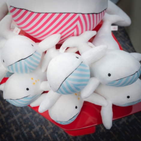 남부발전, 새활용 고래인형 만들어 미혼모 가정 아동에 전달