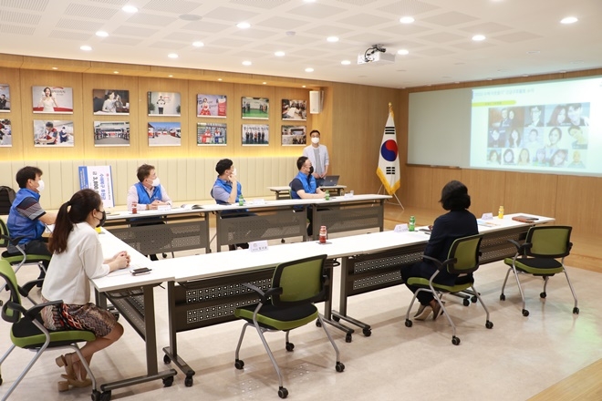 희망브리지의 브리핑.(사진제공=공노총)