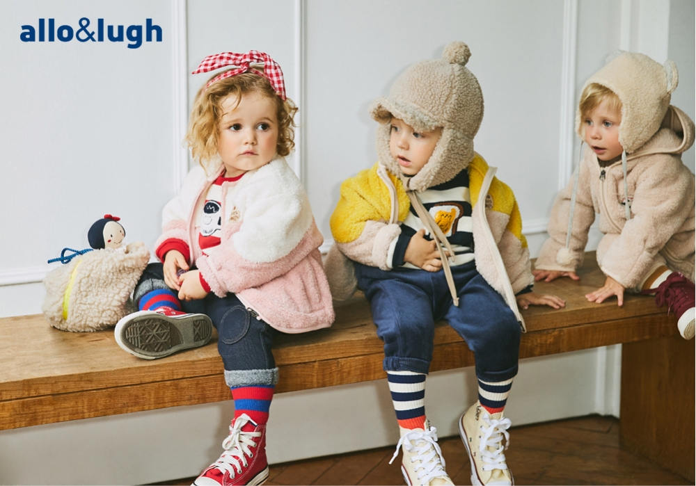 [(왼쪽, 가운데) 알로앤루 ‘포근해 투톤 점퍼’, (오른쪽) 알로앤루 ‘포근하게 감싸주세요 우주복’