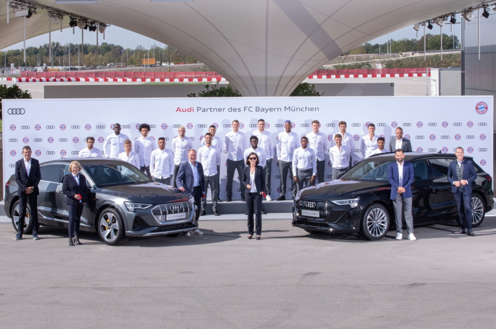 아우디 FC바이에른 뮌헨에 순수 전기차 e-트론 제공.(사진=아우디)