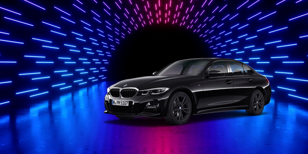 뉴 320i 블랙 수트.(사진=BMW 코리아)