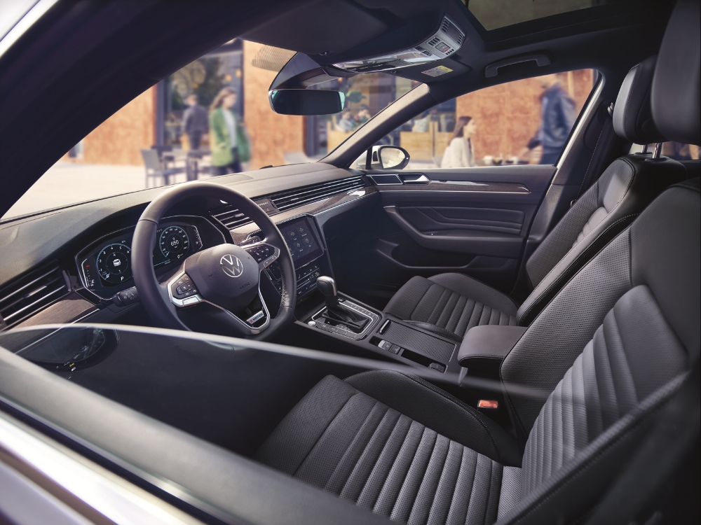 폭스바겐 신형 파사트 GT 실내.(사진=폭스바겐코리아)