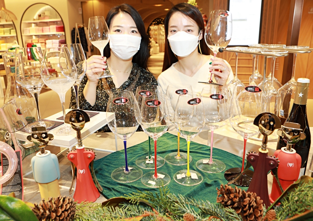 롯데백화점, 프리미엄 와인용품을 선보여