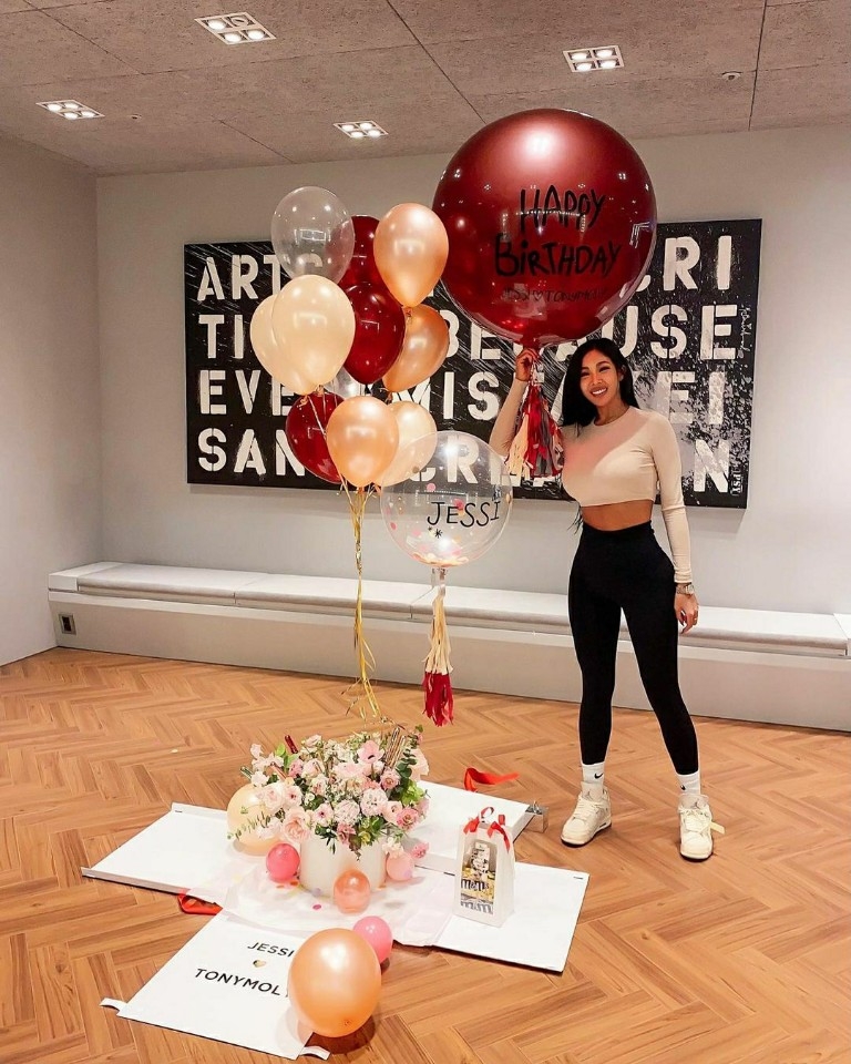 제시 생일 축하 선물 '쇼킹박스' 이미지. (사진=토니모리)