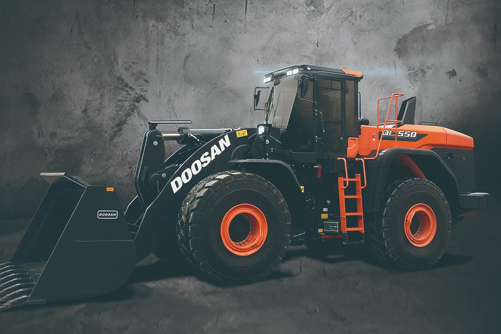 두산인프라코어, 중국 온라인 생방으로 2시간만에 굴착기 47대 판매