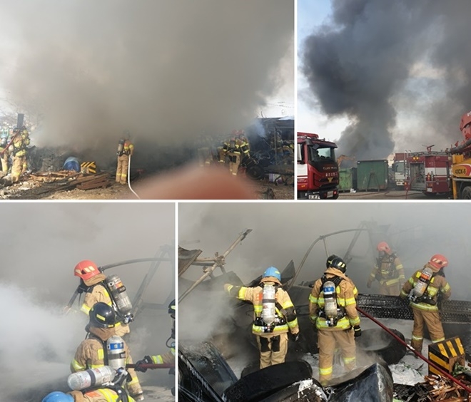 컨테이너 화재를 진화하고 있다. (사진제공=울산소방본부)