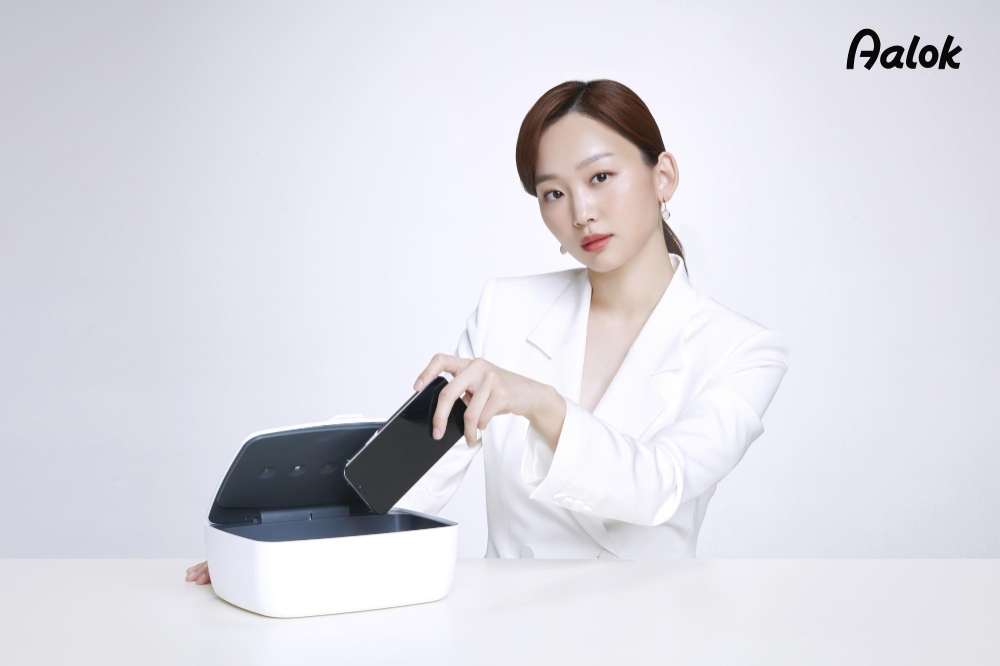 파커스 알록, 살균 클린·헬스케어 모델에 배우 진기주 발탁