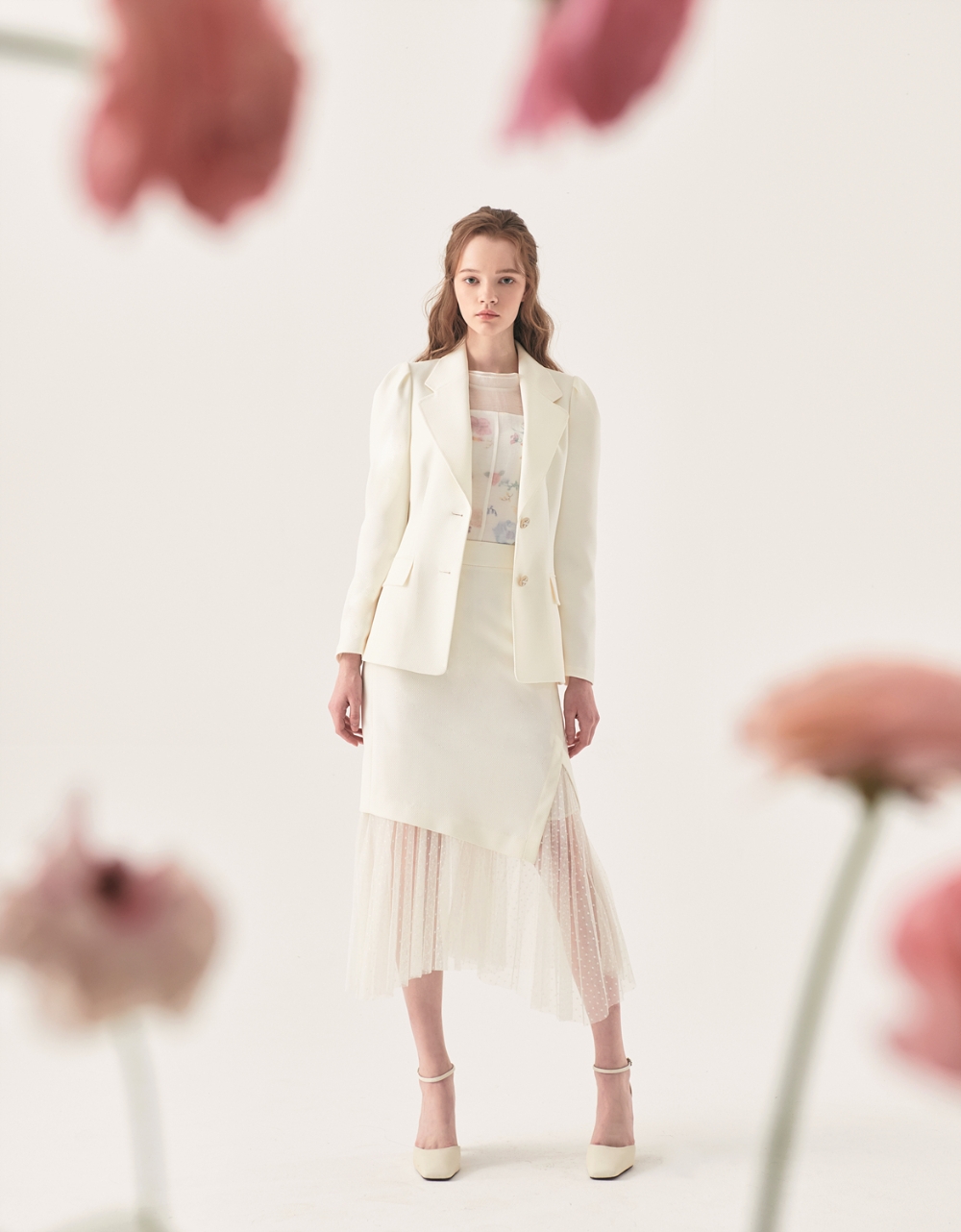 신원 여성복 베스띠벨리, 2021 S/S 컬렉션 공개