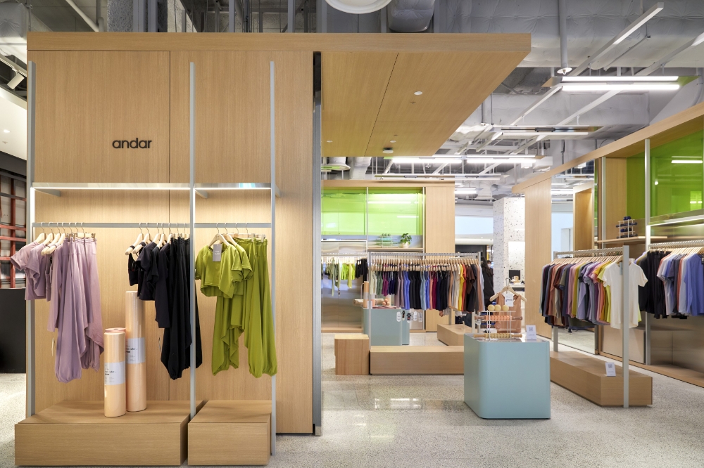 안다르, 여의도 ‘더현대 서울’에 매장 오픈