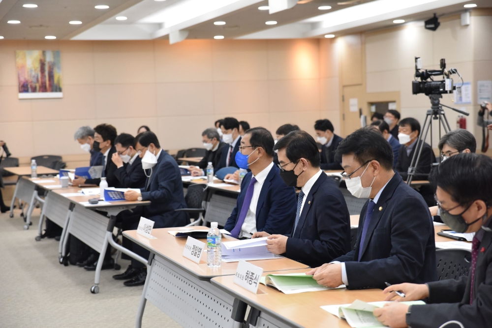K-바이오 랩센트럴 구축사업 유치 국회 토론회(사진제공=이성만 의원실)