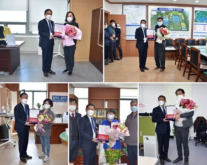 베스트 간부공무원 3명과 시의원 2명 선정패 전달식. (사진위부터 시계방향 김노경 홍순삼 서원덕 김미형 이상옥). (사진제공=울산시)