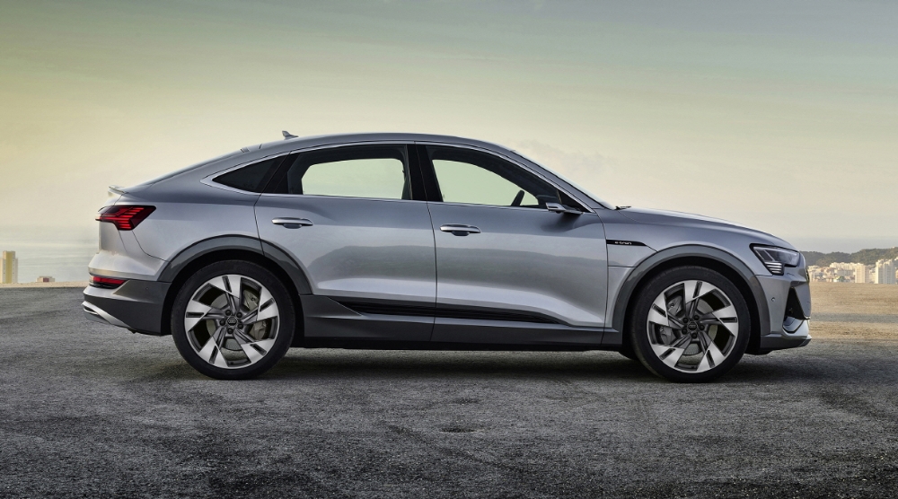 순수 전기 SUV ‘아우디 e-트론 50 콰트로’ 출시