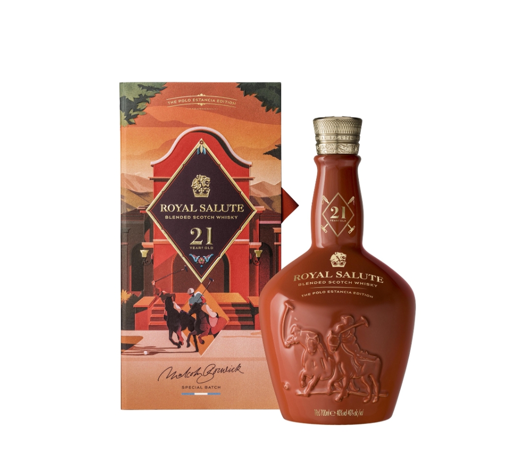 ‘로얄살루트 21년 에스텐시아 폴로 에디션’ 출시