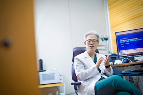 경희대학교가 ‘인공지능(AI) 학습용 데이터 구축 지원사업’에 선정됐다. 당뇨병 코호트·빅데이터 연구 전문가인 이상열 의학과 교수가 책임을 맡았다. 사진=경희대학교