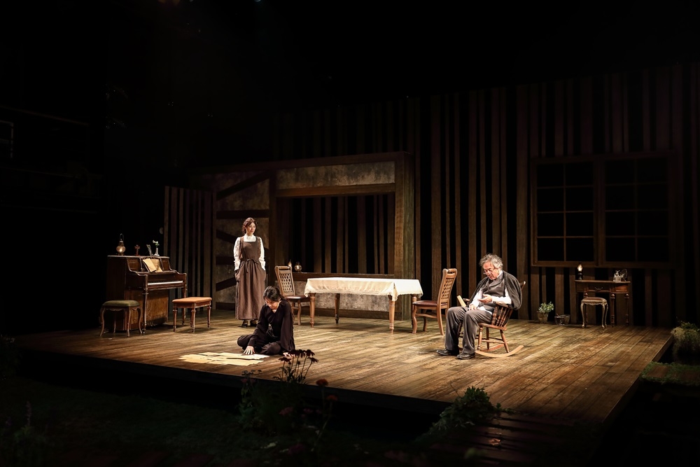 센트온, 공연속에 피어나는 환상적인 향기체험 선보이다