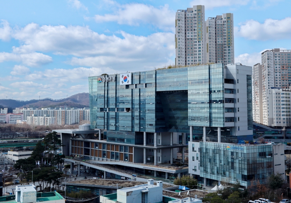 금천구, 지역 의류제조업체 코로나 방역물품 지원