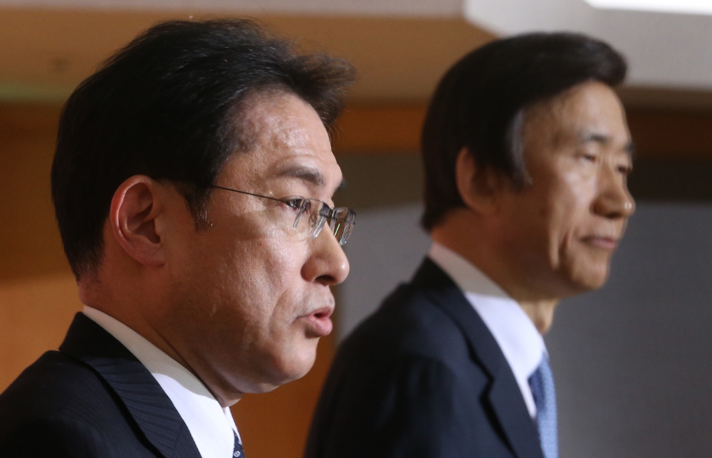 일본 차기총리 ‘위안부 합의’ 주도 기시다 선출... 한일관계 ‘기대반 우려반’