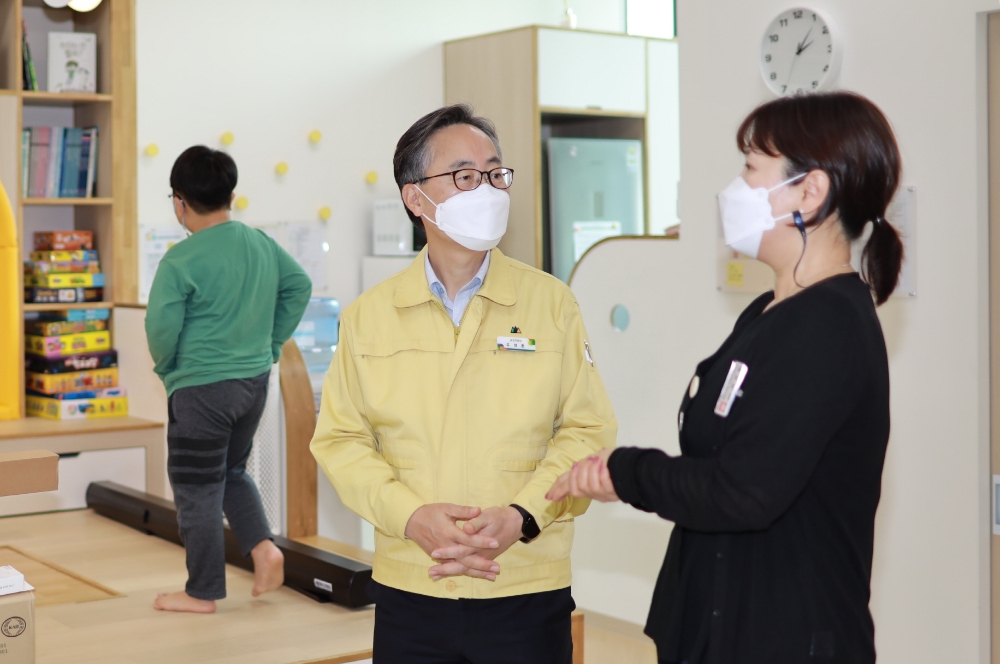 금천구, 온종일돌봄시설에 방역물품 지원