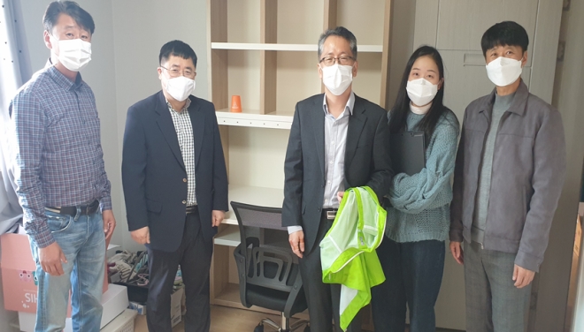 피해아동 공부방 꾸미기.(사진제공=원주호보관찰소)