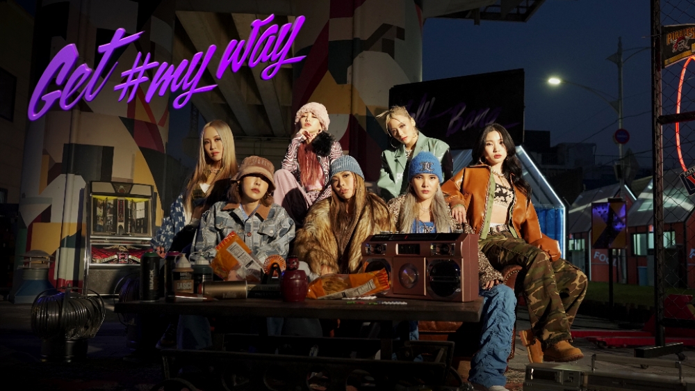 롯데백화점, 그레이X홀리뱅과 함께하는 ‘GET #MYWAY’ 공개