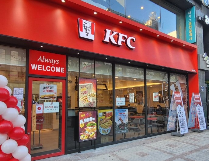 [생활경제 이슈] KFC, 일산 법조타운 내 ‘KFC 마두역점’ 오픈  外