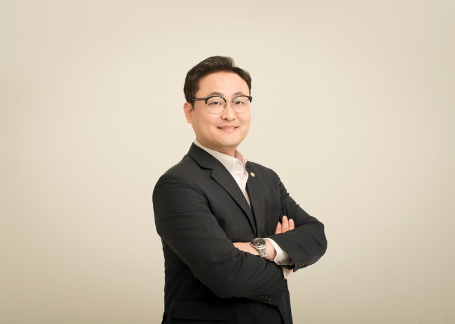 아동학대 사건, 여러 정황 종합적으로 검토해야해