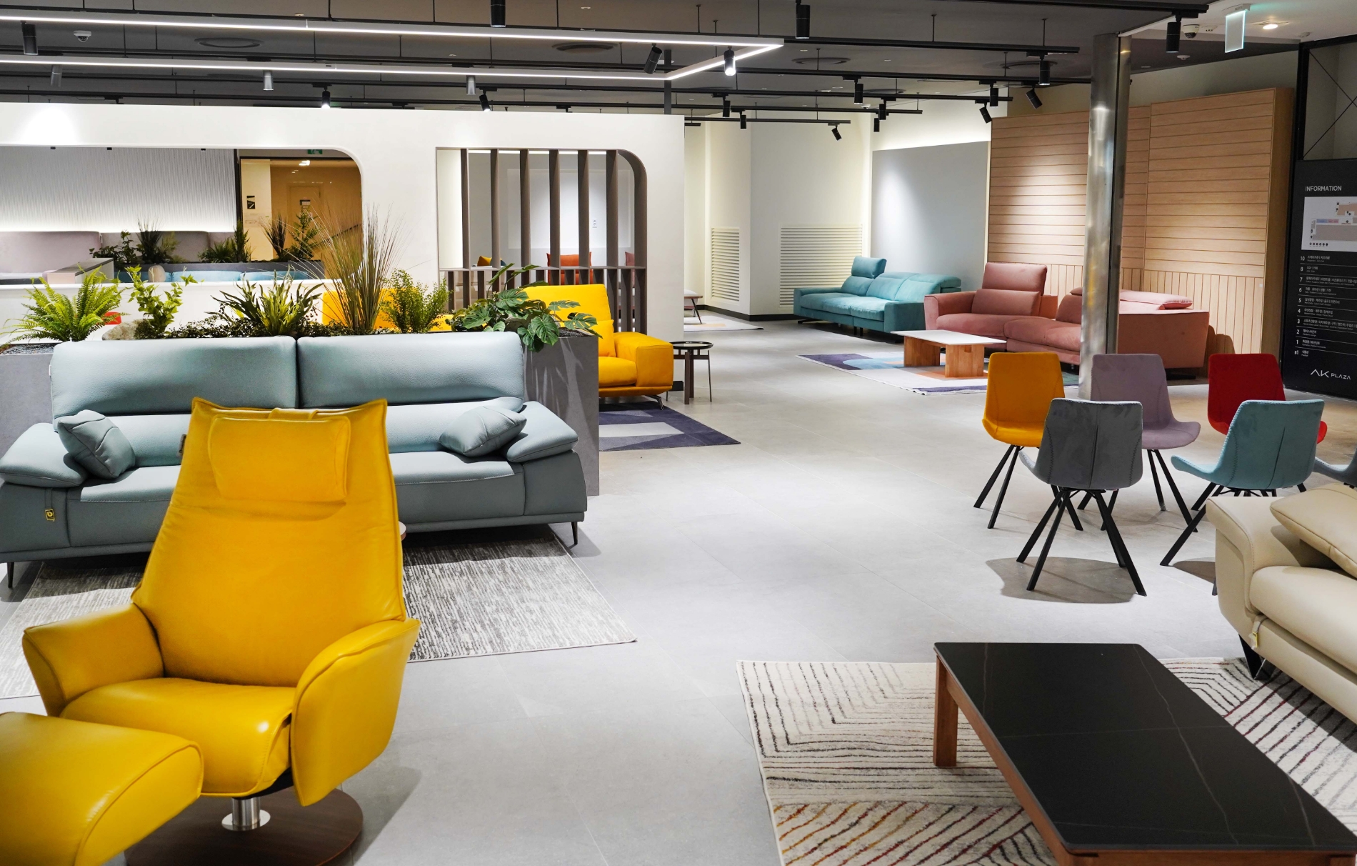 AK플라자, 백화점 최대 규모 ‘다우닝 평택 라운지’ 오픈