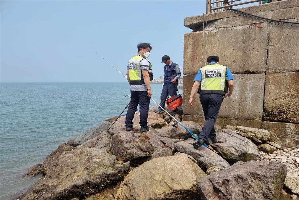 낚시통제구역 단속현장