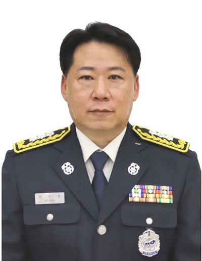 부산사하소방서 예방안전과장 소방령 정수한.(제공=부산소방재난본부)