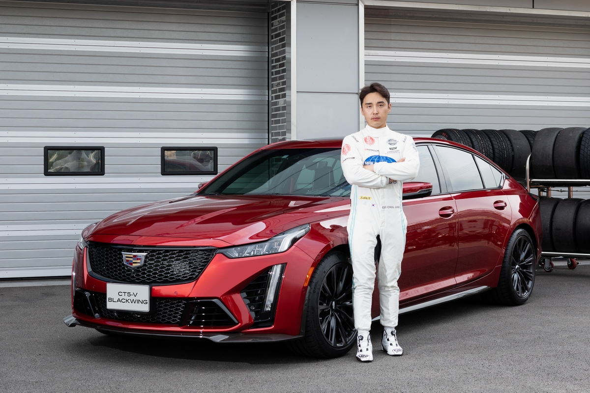 캐딜락, 슈퍼 6000 클래스 정의철 선수에 ‘CT5-V 블랙윙’ 지원