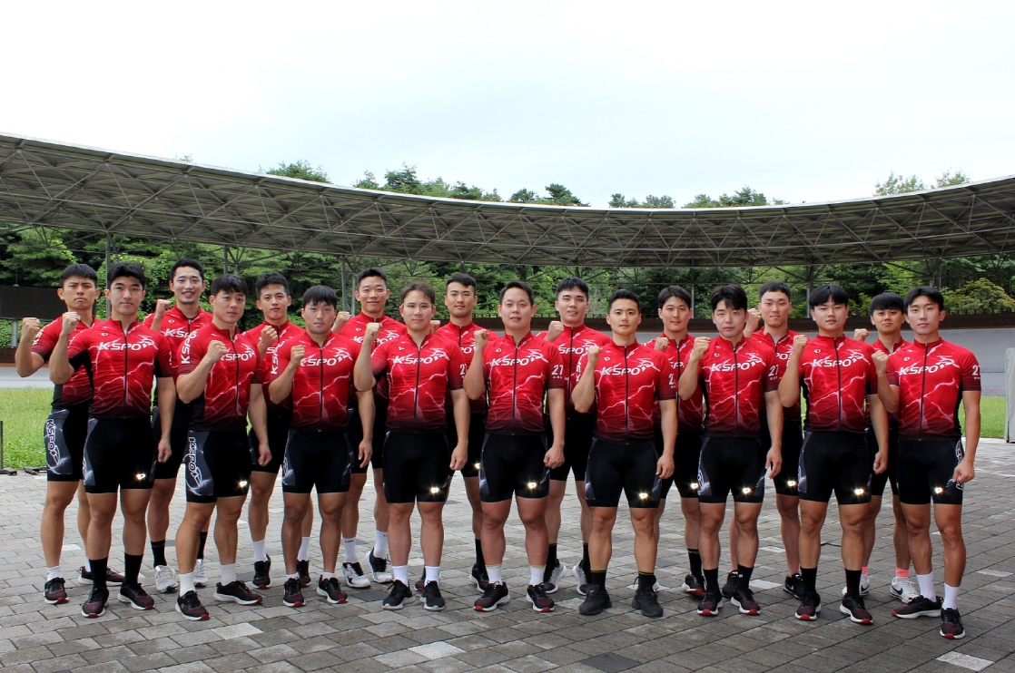 영주시 경륜훈련원에서 훈련 중인 제27기 경륜선수 후보생. (사진=국민체육진흥공단)