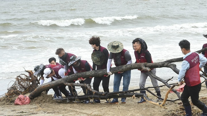 피해복구 모습.(사진=SR)