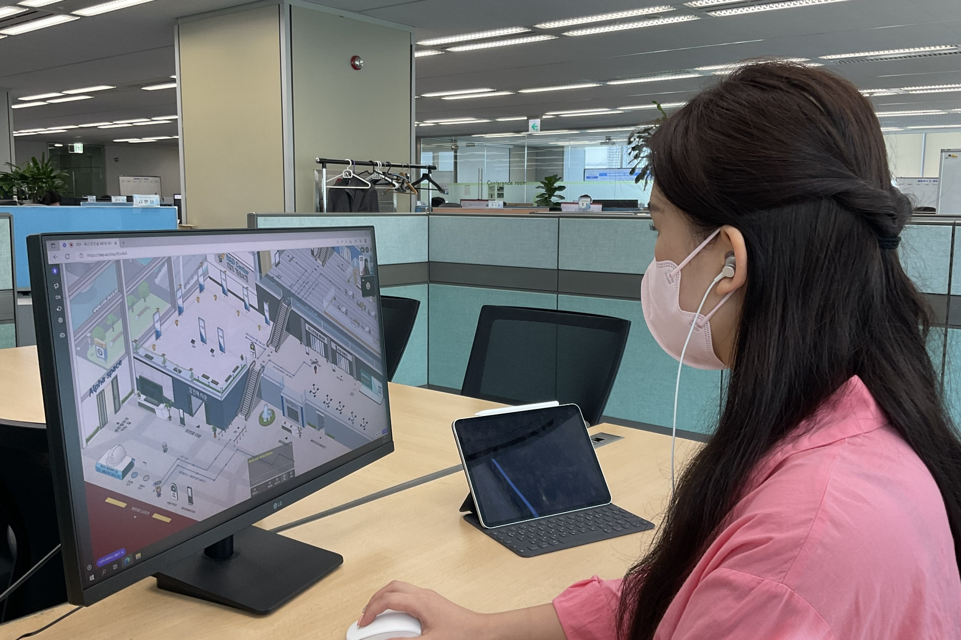 포스코건설 메타스페이스 접속.(사진=포스코건설)