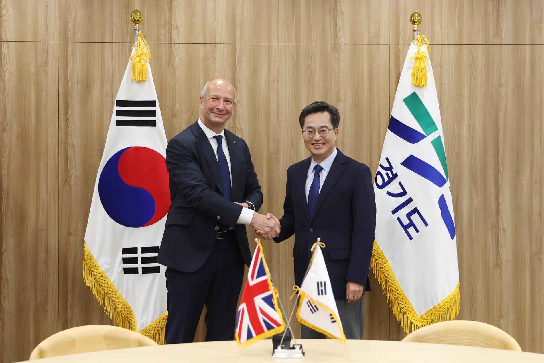 카를로스 몬레알 영국 플라스틱에너지사 대표와 투자상담 진행