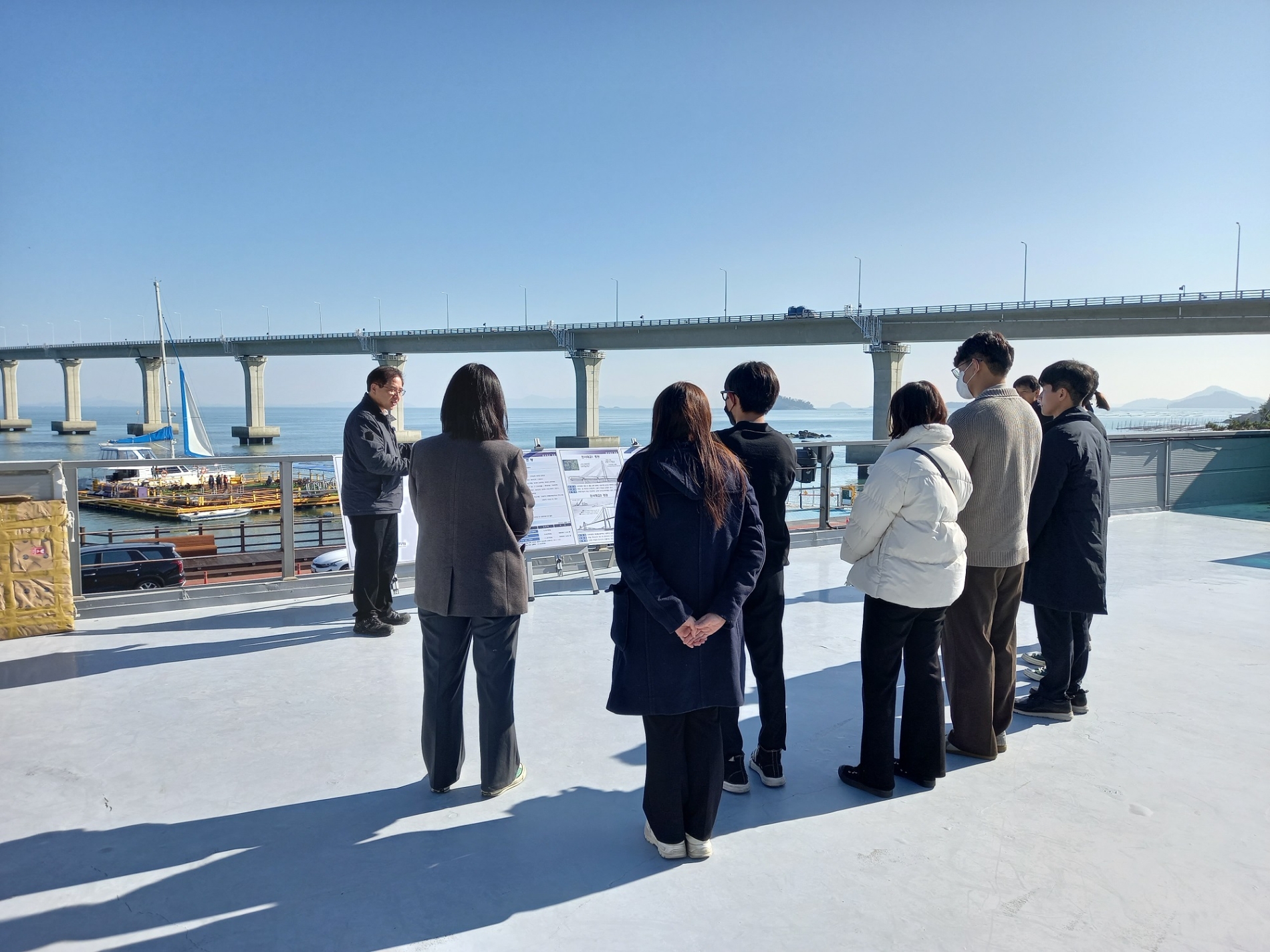 신규 임용 공무원 맞춤형 현장교육 모습.(사진=국토안전관리원)