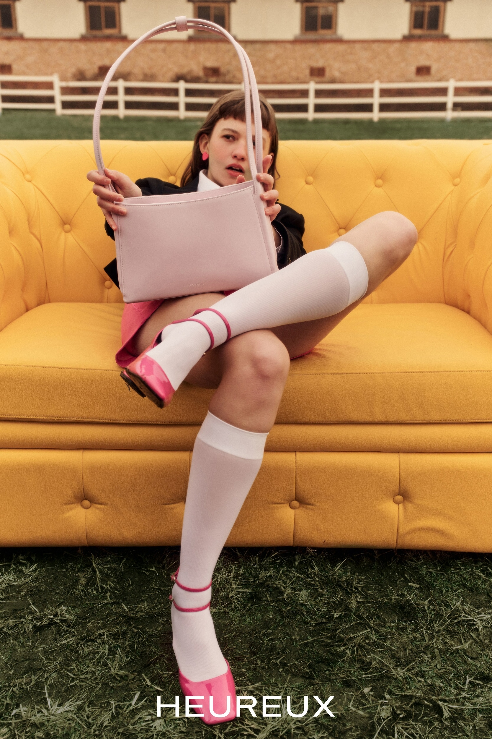 오르바이스텔라 23년 SS 룩북 이미지