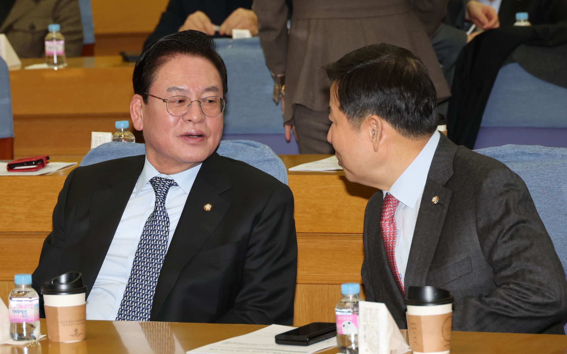 정우택 국회부의장(사진=연합뉴스)