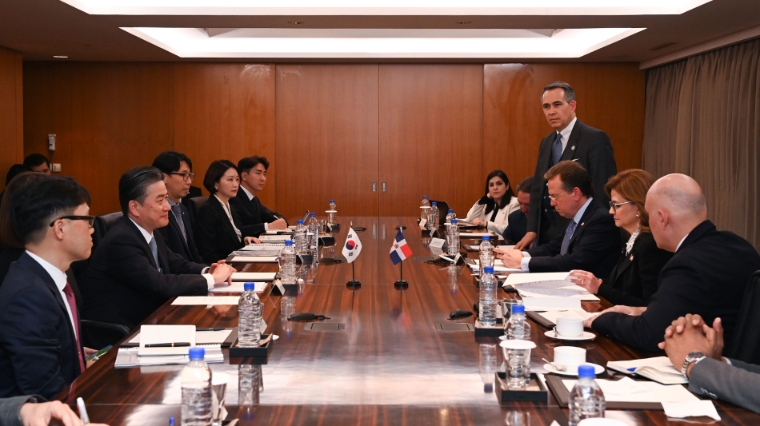 한전 정승일 사장, 도미니카 부통령 면담..."전력사업 포괄적 협력 논의"