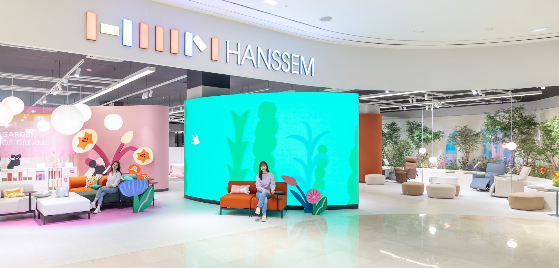 한샘이 지난달 28일 한샘디자인파크 하남스타필드점을 리뉴얼 오픈했다.(사진=한샘)