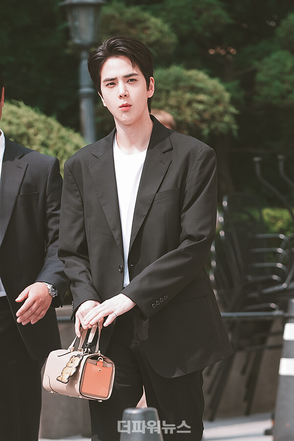 더보이즈 영훈, 뽀샤시 비주얼